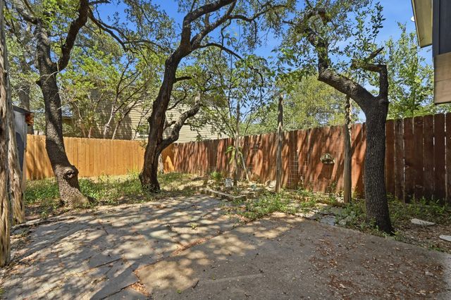 36 Deer Ridge RD, Wimberley, TX 78676
