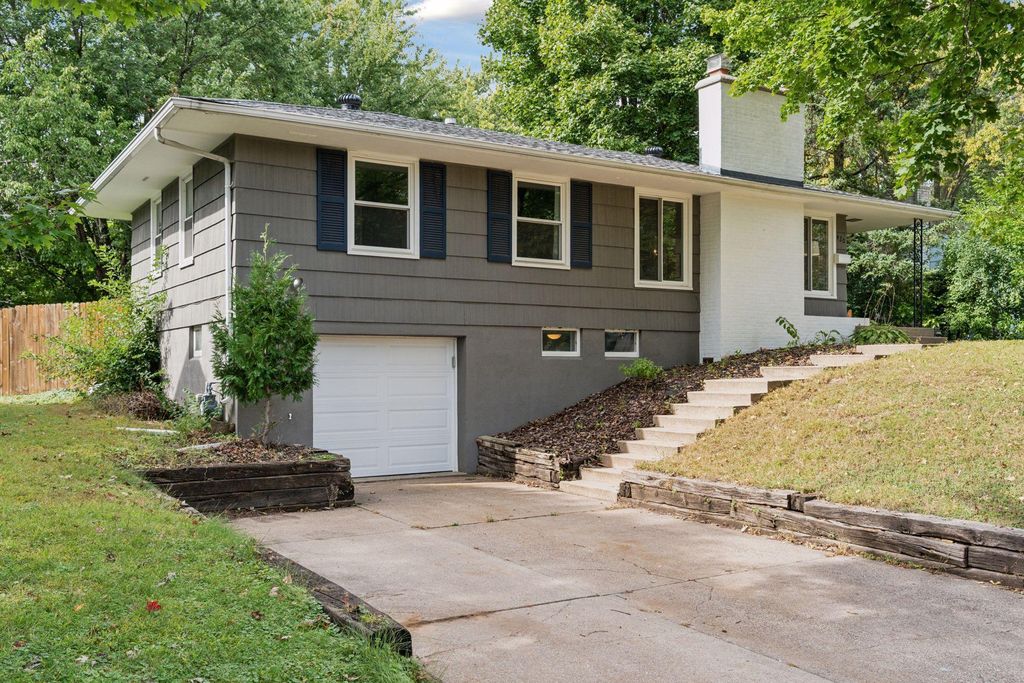 420 Harrison Avenue S, Edina, MN 55343