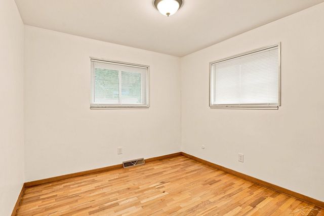 2520 Moonglow Drive, Saginaw Twp, MI 48603