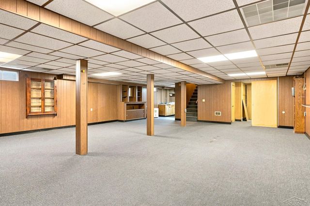 2520 Moonglow Drive, Saginaw Twp, MI 48603