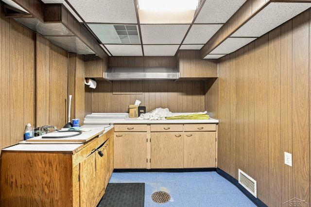 2520 Moonglow Drive, Saginaw Twp, MI 48603