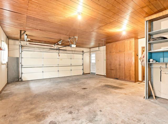 2520 Moonglow Drive, Saginaw Twp, MI 48603