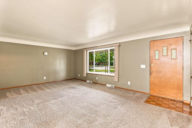 2520 Moonglow Drive, Saginaw Twp, MI 48603