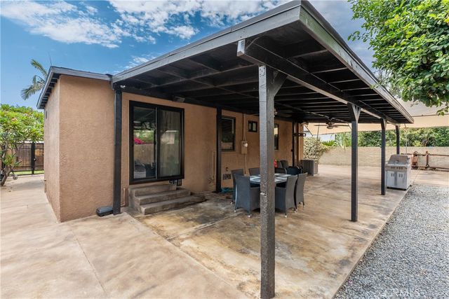2136 Stanford, Pomona, CA 91766
