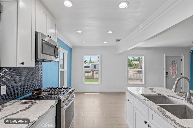 2136 Stanford, Pomona, CA 91766