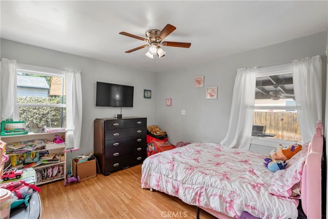 2136 Stanford, Pomona, CA 91766
