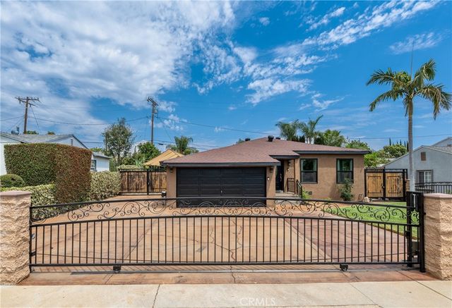 2136 Stanford, Pomona, CA 91766