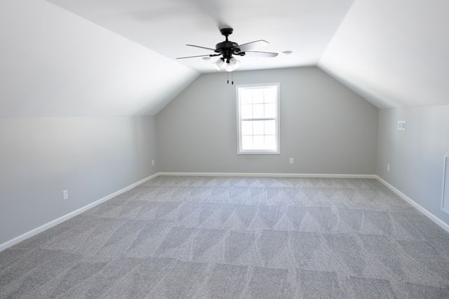 130 Mazie Dr, Lafayette, TN 37083