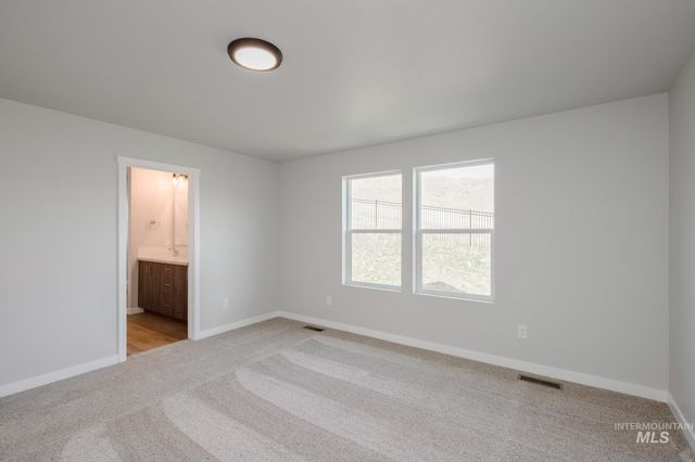 2543 W Fallon Lp, Nampa, ID 83651