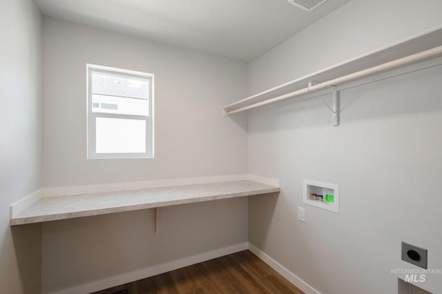 2543 W Fallon Lp, Nampa, ID 83651