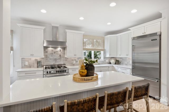 2421 Kenmore Avenue, Charlotte, NC 28204