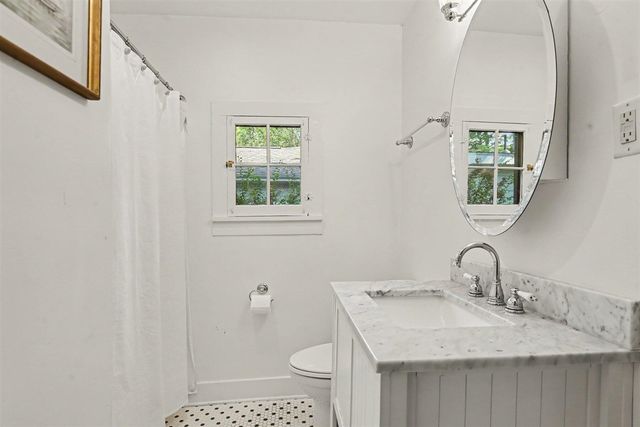 440 Park Avenue, South Haven, MI 49090