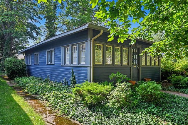440 Park Avenue, South Haven, MI 49090