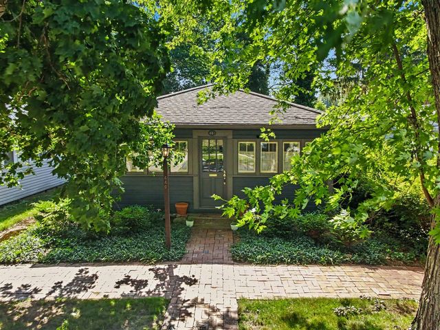 440 Park Avenue, South Haven, MI 49090