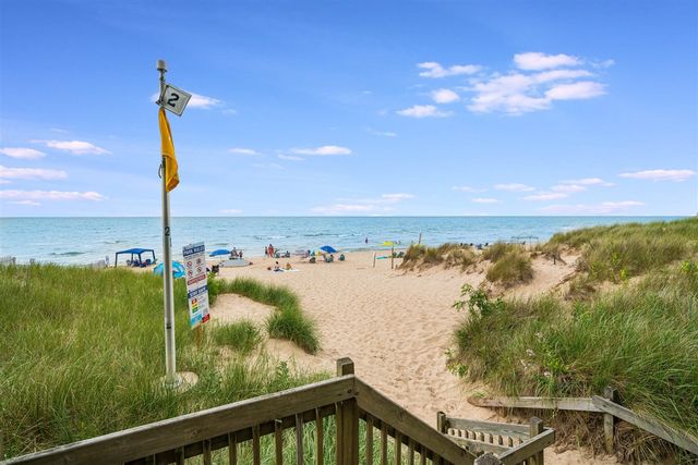 440 Park Avenue, South Haven, MI 49090