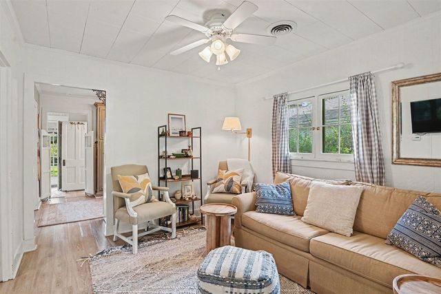 440 Park Avenue, South Haven, MI 49090