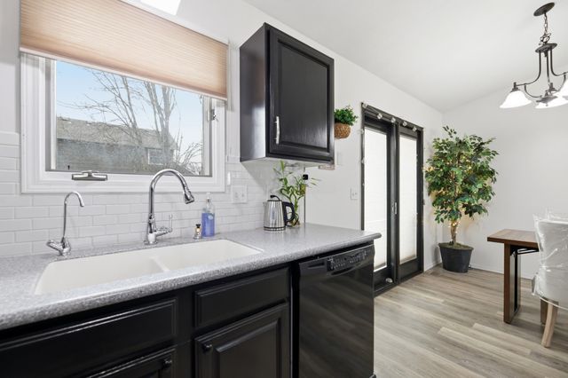 2706 S Yellowstone, Wichita, KS 67215