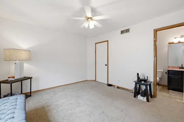 2706 S Yellowstone, Wichita, KS 67215