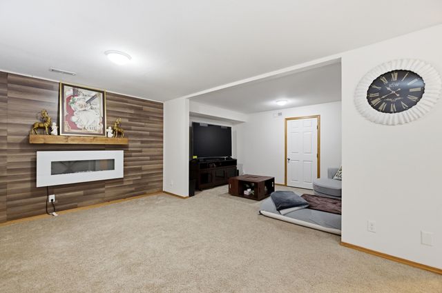 2706 S Yellowstone, Wichita, KS 67215