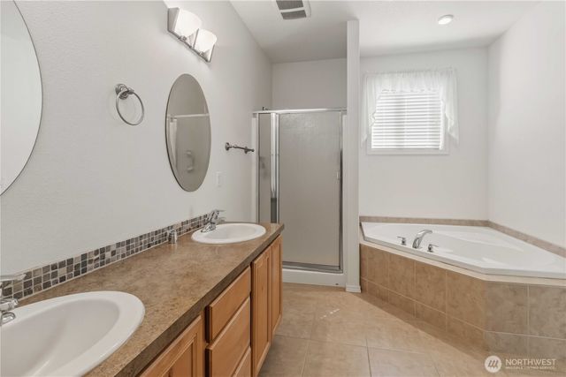 2035 Coal Creek Road, Longview, WA 98632