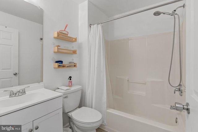 8026 MONTAGUE ST, Philadelphia, PA 19136