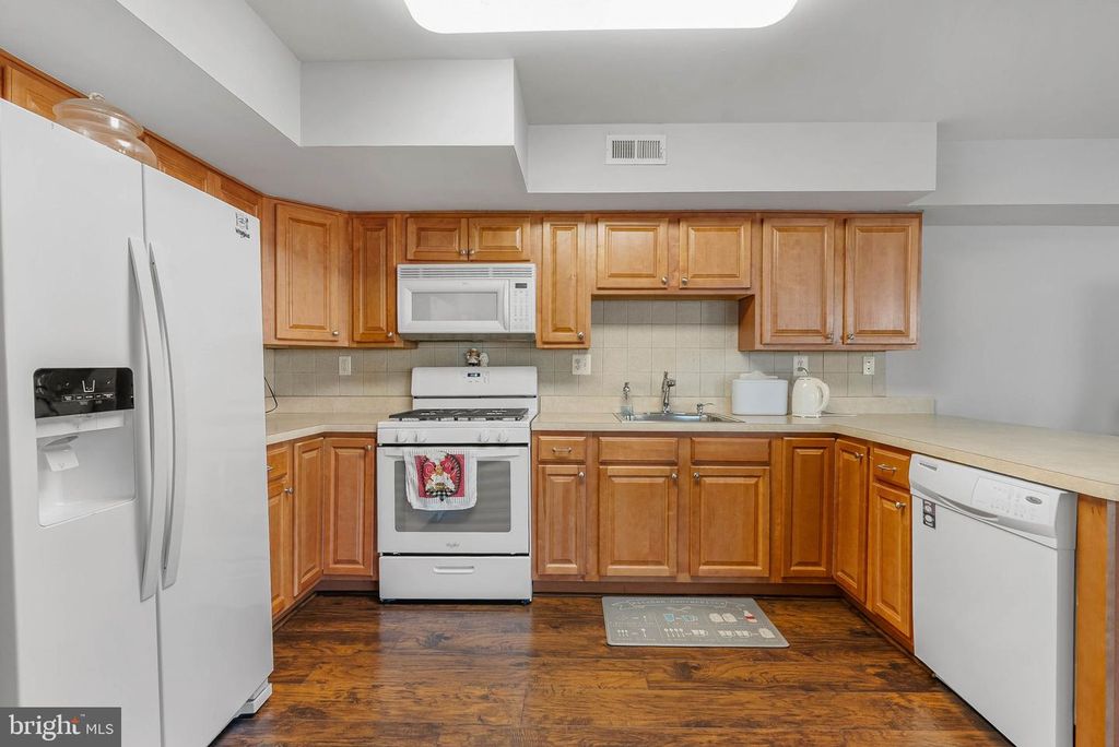 8026 MONTAGUE ST, PHILADELPHIA, PA 19136 — photo 4