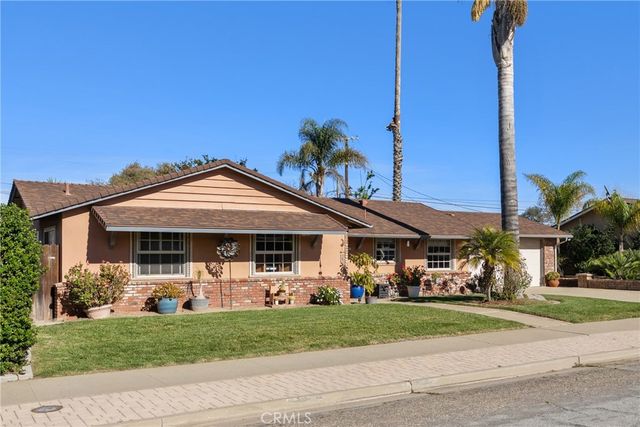 1157 Glines, Santa Maria, CA 93455