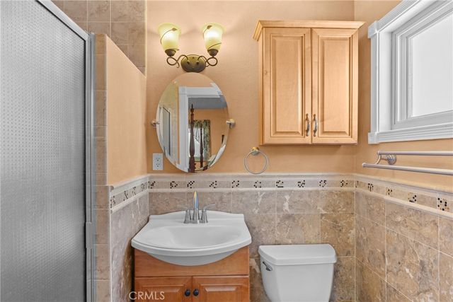 1157 Glines, Santa Maria, CA 93455