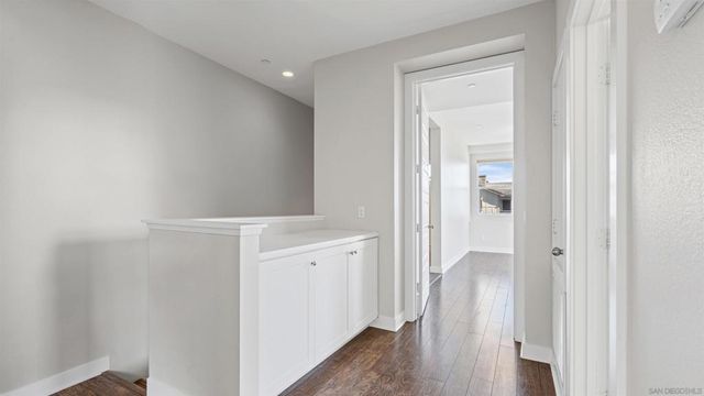 438 S Cleveland St 108, Oceanside, CA 92054