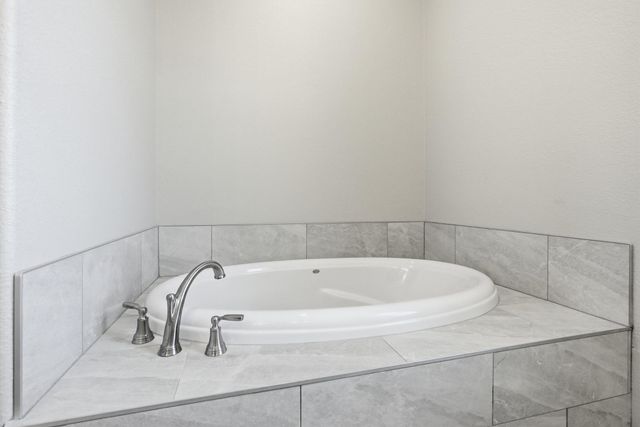 5126 Country Club Drive, Granbury, TX 76049