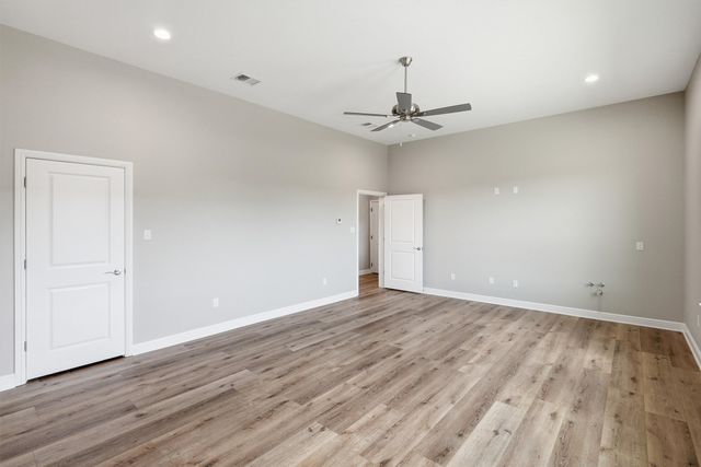 5126 Country Club Drive, Granbury, TX 76049
