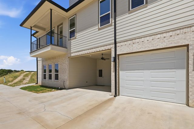 5126 Country Club Drive, Granbury, TX 76049