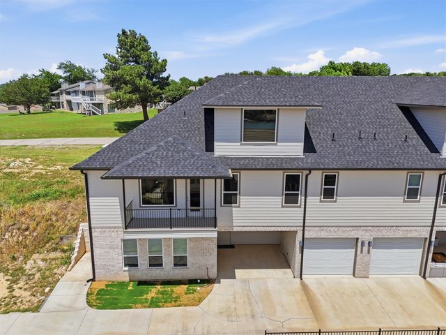 5126 Country Club Drive, Granbury, TX 76049