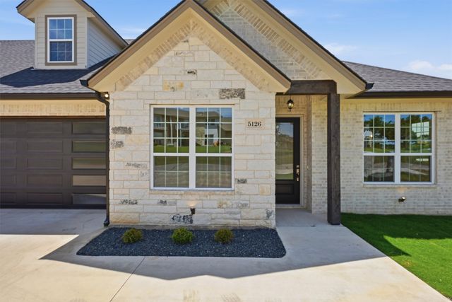 5126 Country Club Drive, Granbury, TX 76049