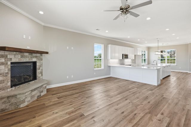 5126 Country Club Drive, Granbury, TX 76049