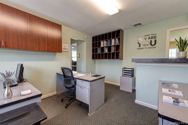 3250 Sunrise Highway, East Islip, NY 11730