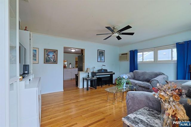 1429 Washington Avenue, Pompton Lakes, NJ 07442