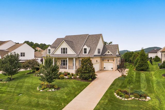 1864 Charity Dr, Brentwood, TN 37027