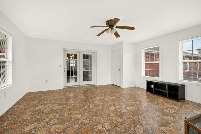 101 Herron Drive, Lancaster, KY 40444