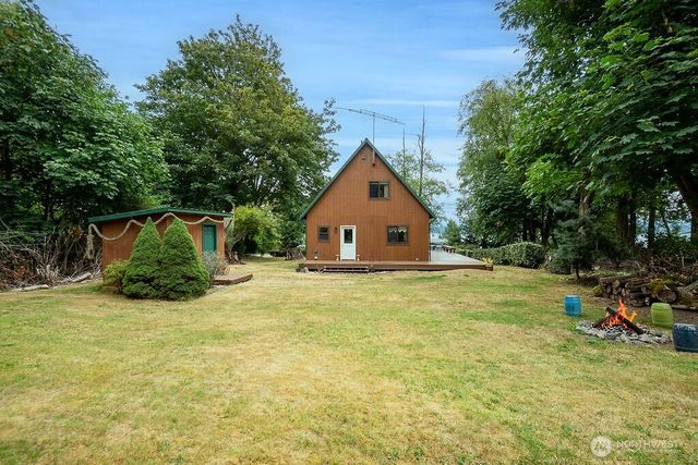55 A Snohomish Way, Hat Island, WA 98206