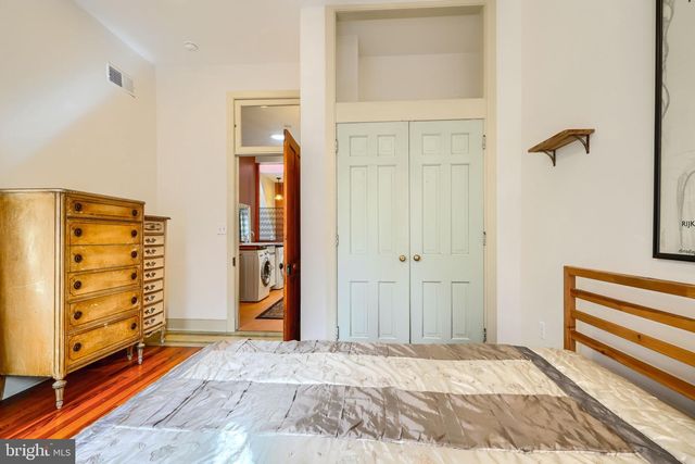 705 S REGESTER ST, Baltimore, MD 21231