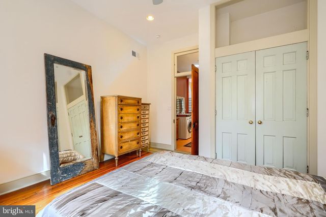 705 S REGESTER ST, Baltimore, MD 21231