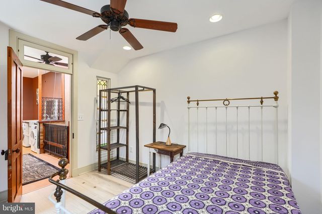 705 S REGESTER ST, Baltimore, MD 21231