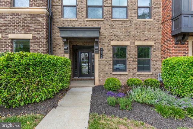 22527 FOUNDATION DR, Ashburn, VA 20148