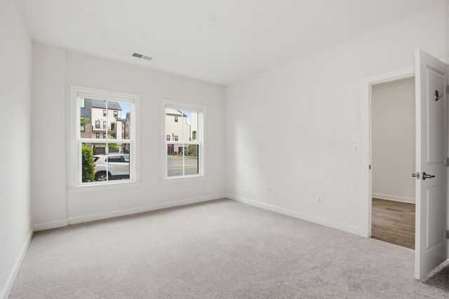 22527 FOUNDATION DR, Ashburn, VA 20148