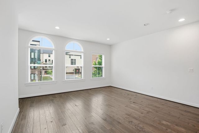 22527 FOUNDATION DR, Ashburn, VA 20148
