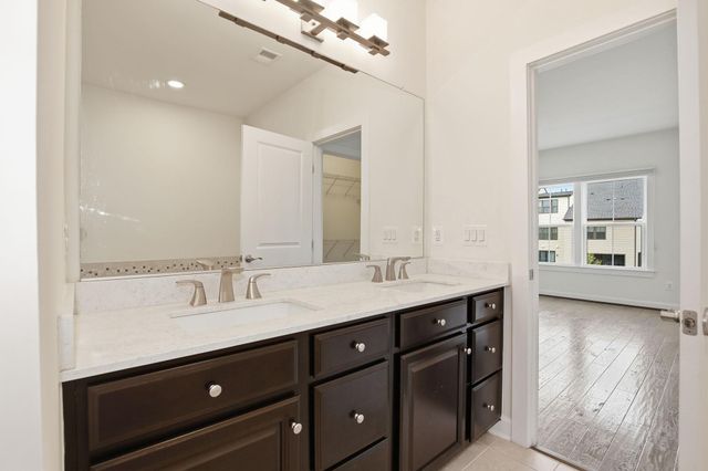22527 FOUNDATION DR, Ashburn, VA 20148