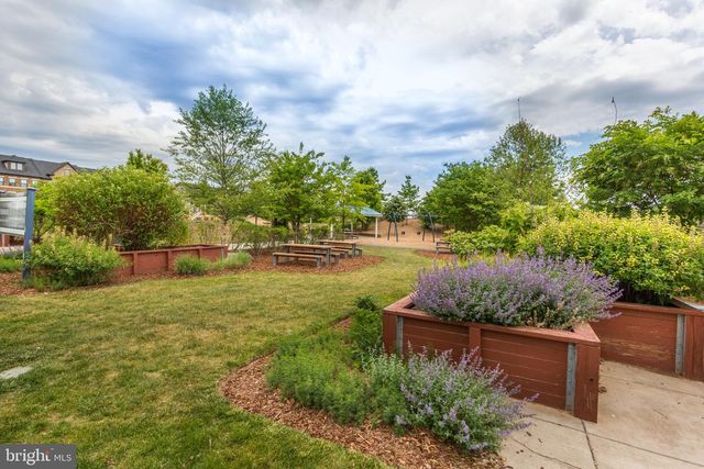 22527 FOUNDATION DR, Ashburn, VA 20148