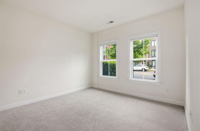 22527 FOUNDATION DR, Ashburn, VA 20148