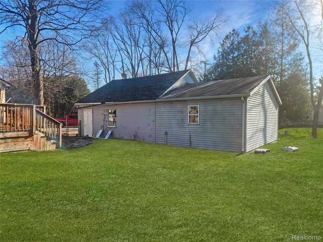 3461 Ravenswood Road, Marysville, MI 48040